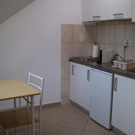 Studio Apartments & Rooms Lela, Sipan Island Sipanska Luka  Екстер'єр фото