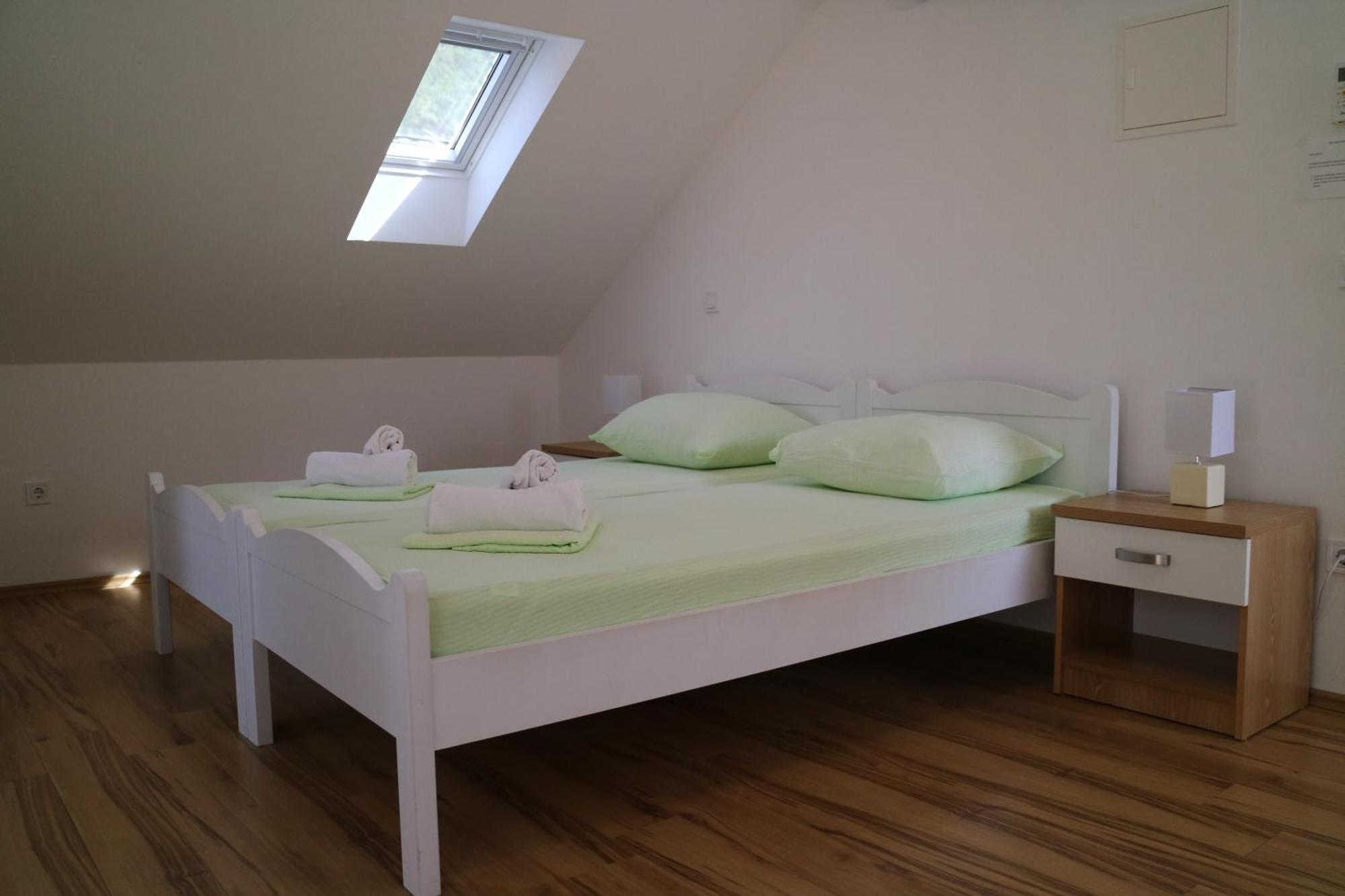 Studio Apartments & Rooms Lela, Sipan Island Sipanska Luka  Екстер'єр фото